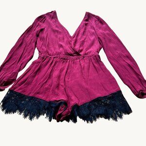 Lovers + Friends Revolve Size XS Red Black Lace Trim V-Neck Long Sleeve Romper
